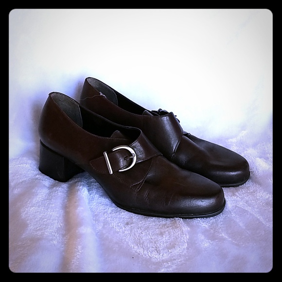 Bandolino shoes. - Picture 8 of 8